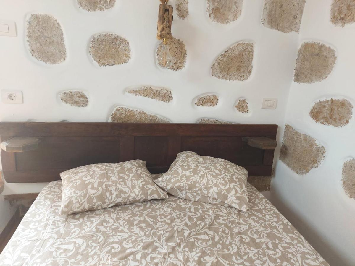 Casa Roberta Agua Appartement Arona  Buitenkant foto