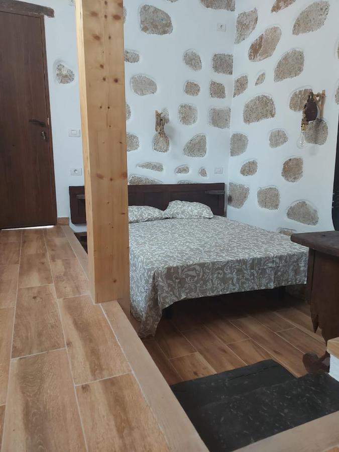 Casa Roberta Agua Appartement Arona  Buitenkant foto